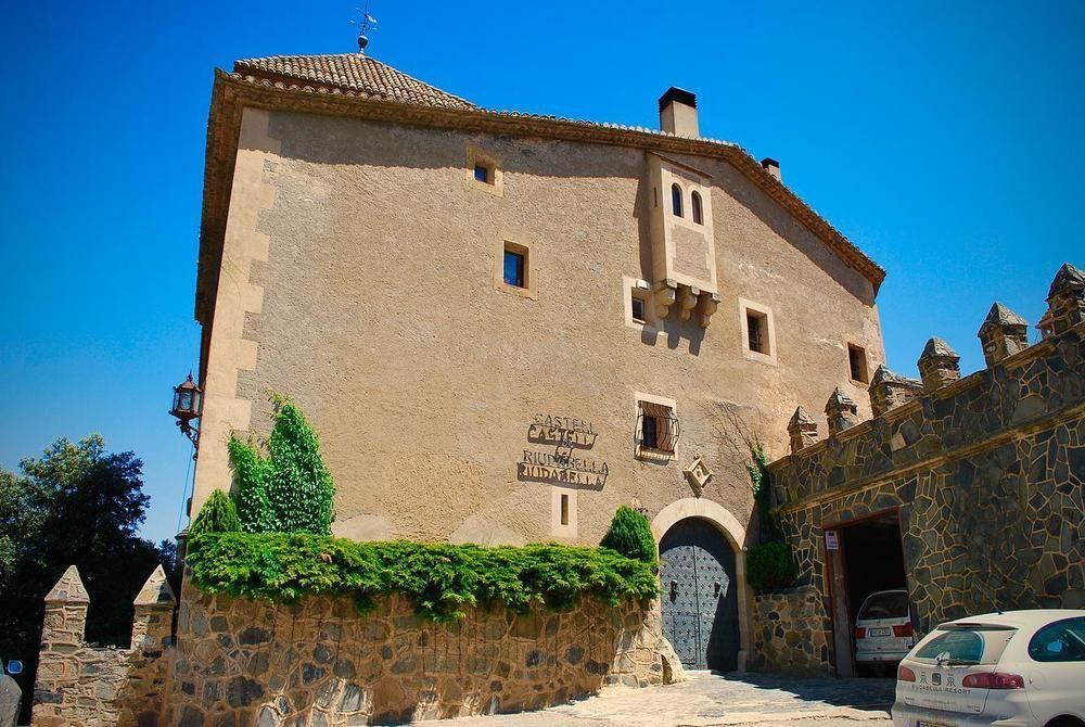 Castell De Riudabella Vimbodi I Poblet Exterior foto
